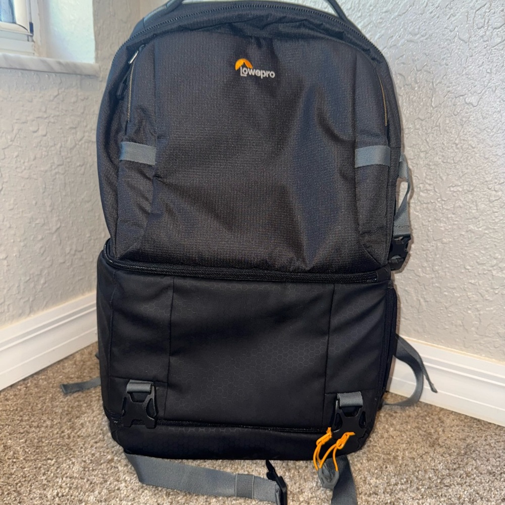 Lowepro Fastpack 250 AW III - camera backpack water proof  with Orange Interior